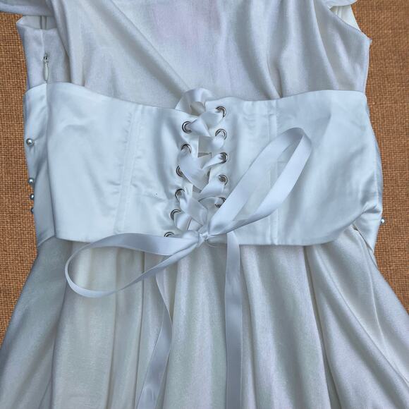 White pearl corset mini dress with off the shoulder flutter sleeves, coquette - Picture 7 of 10